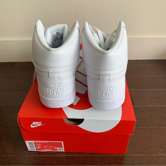 Nike Ebernon Mid. Size Men’s 9.5. Classic white. - Picture 5 of 5
